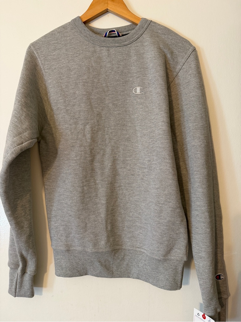 NWT Champion Sweatshirt Men XS Gray